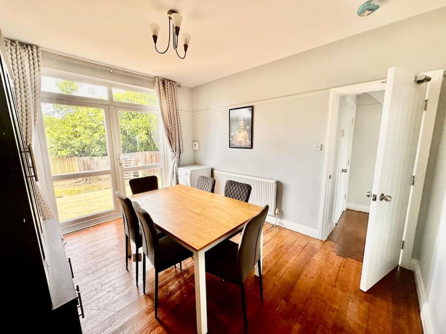 5 Bed Property In Se12 Londres Exterior foto