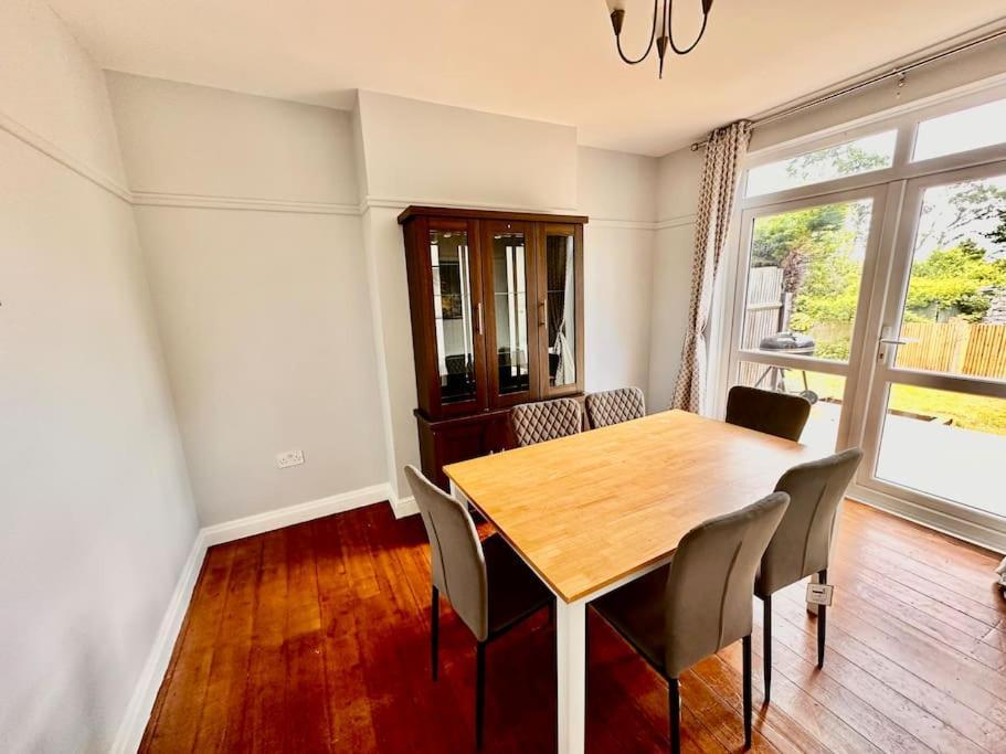 5 Bed Property In Se12 Londres Exterior foto
