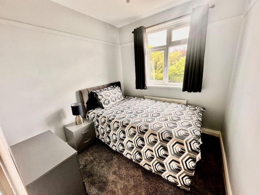 5 Bed Property In Se12 Londres Exterior foto