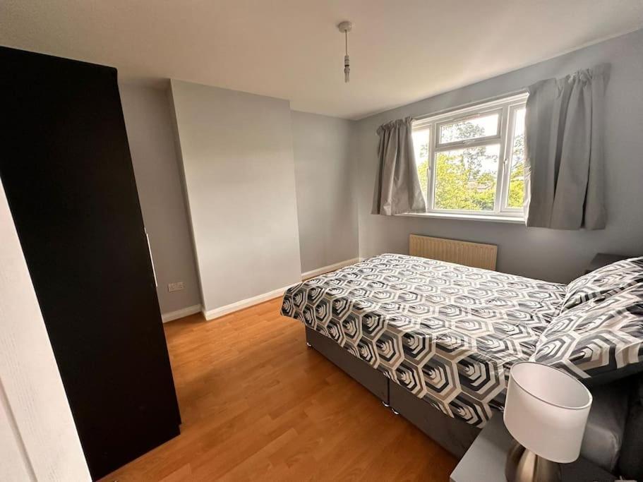 5 Bed Property In Se12 Londres Exterior foto