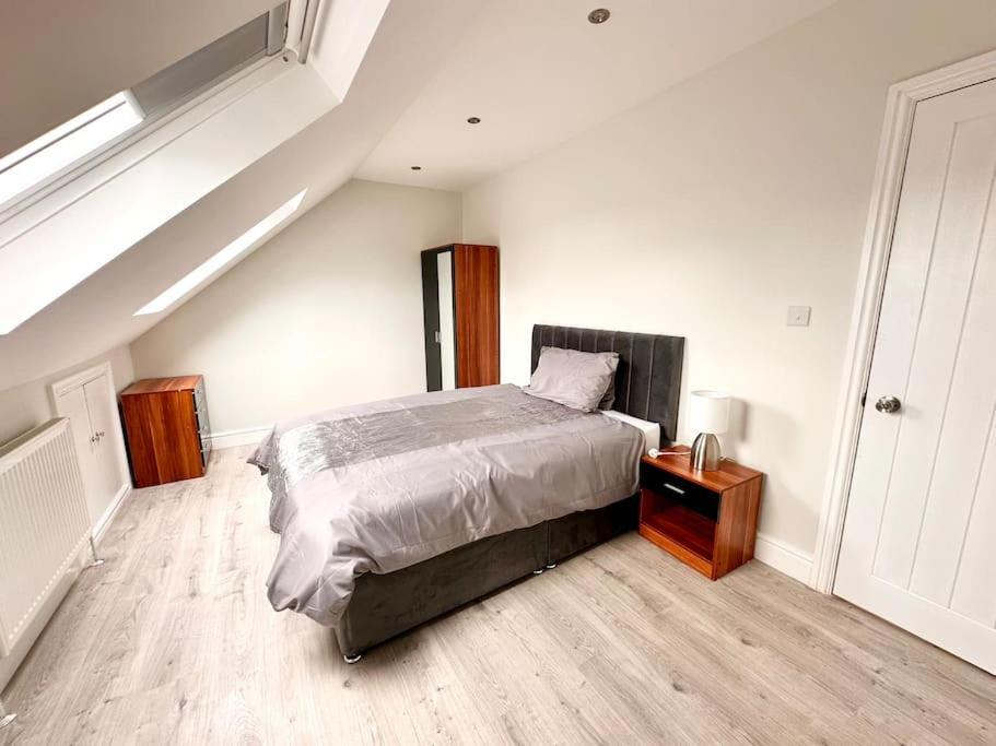 5 Bed Property In Se12 Londres Exterior foto